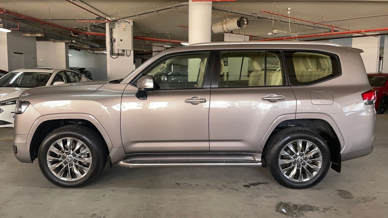 Toyota Land Cruiser 2022 VXR | AED 3267/Month | 0 DP | 30 Day Return | Warranty | Service History