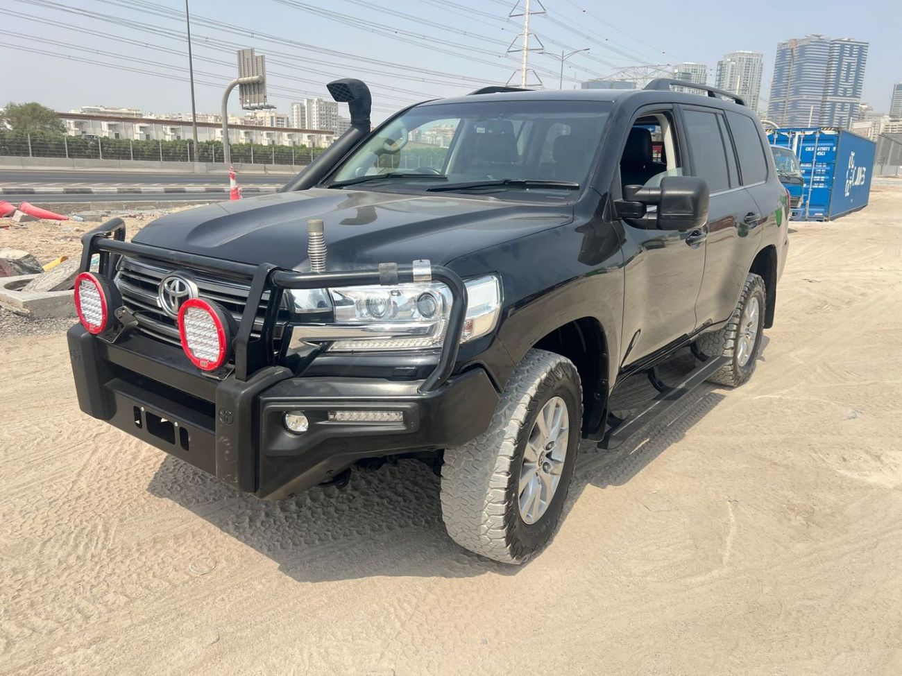 Toyota Land Cruiser DIESEL 4.5 LITER RIGHT HAND DRIVE 2019 BLACK COLOR