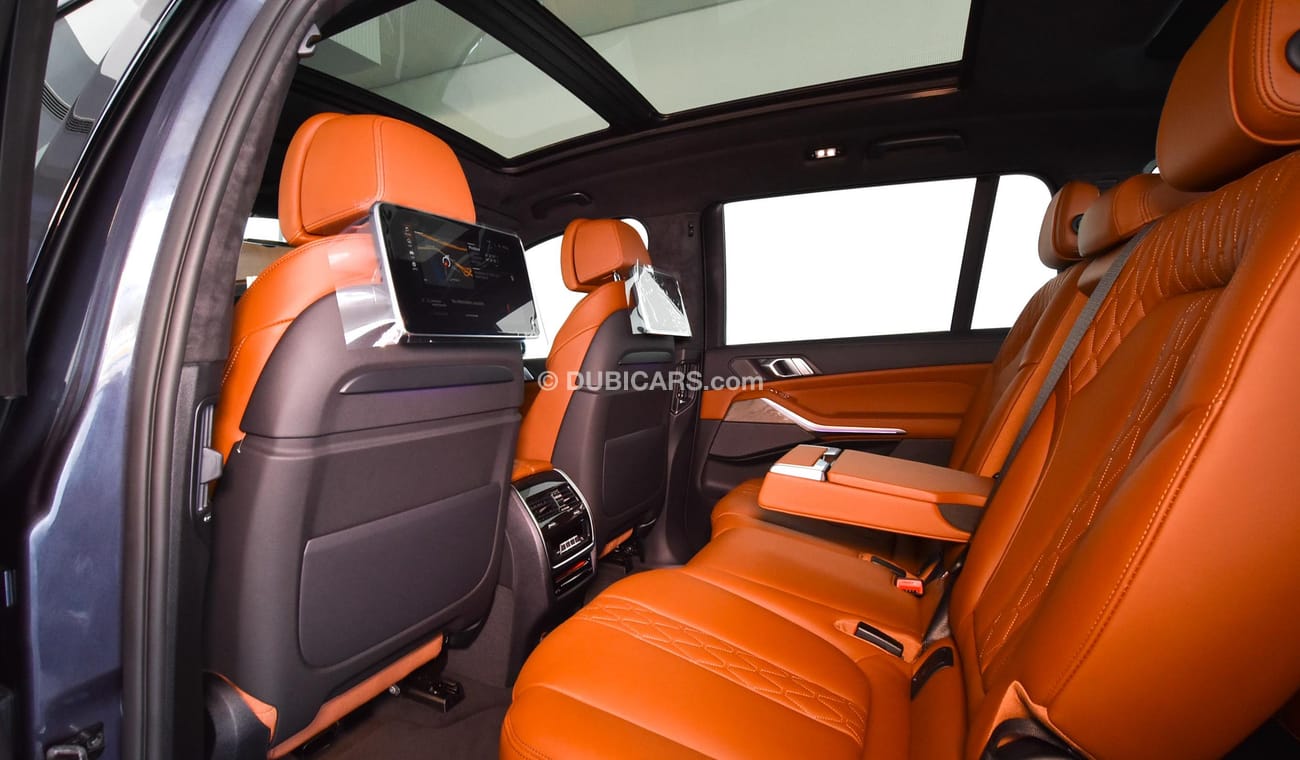 BMW X7 xDrive40i Luxury with Package