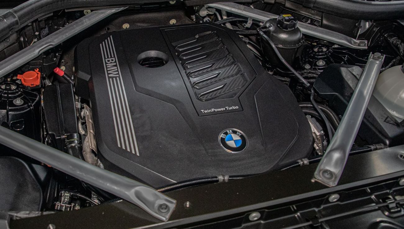 بي أم دبليو X5 40i M Sport 3.0L