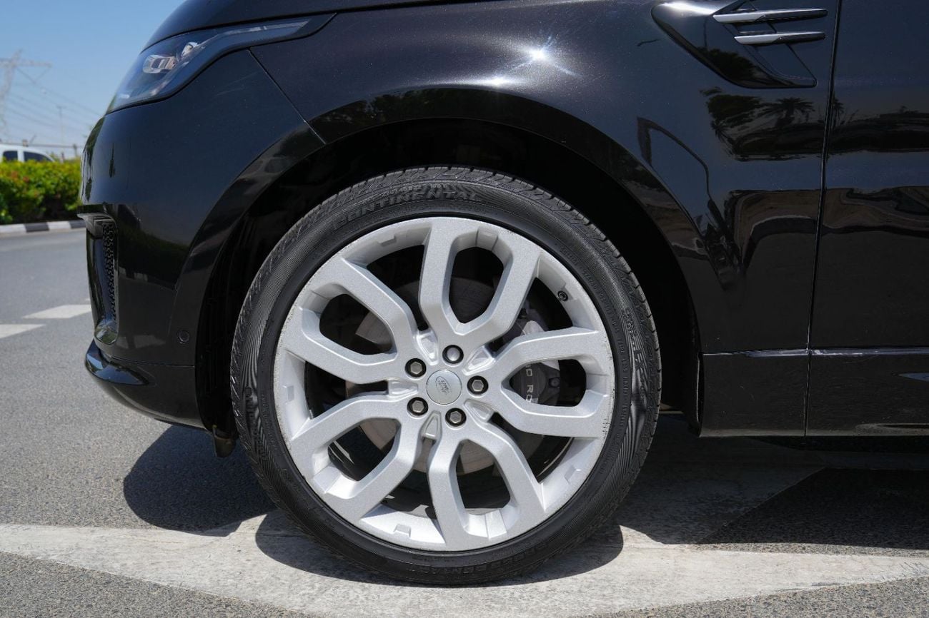 Land Rover Range Rover Sport HSE DYNAMIC P360 2021!! GCC SPECS!! WELL MAINTAINED