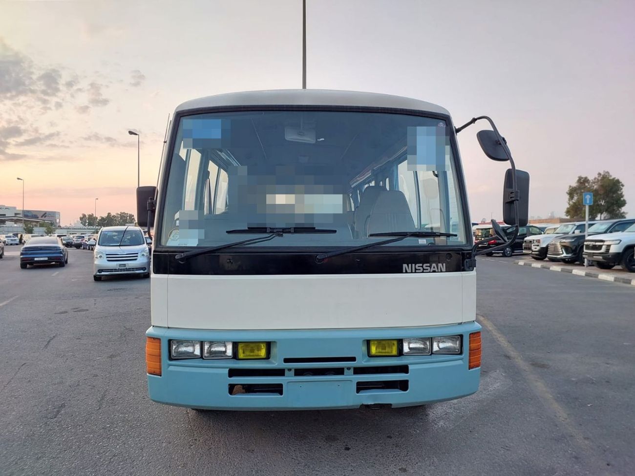 نيسان سيفيليان NISSAN CIVILIAN BUS RHD 1993 MODEL 3.5 L DIESEL MANUAL(PM30153)