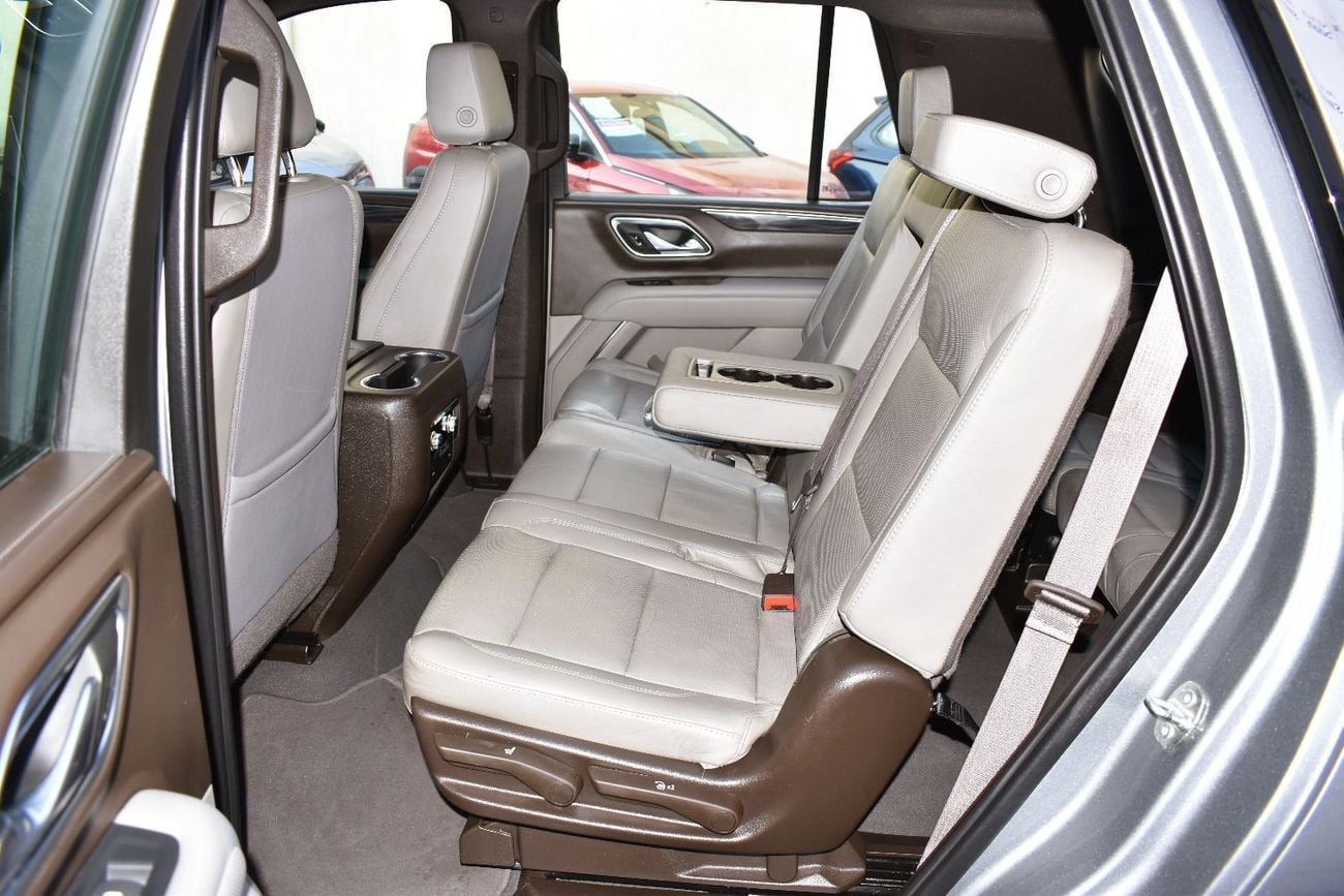 GMC Yukon AT4 5.3 V8 SLT (AWD)