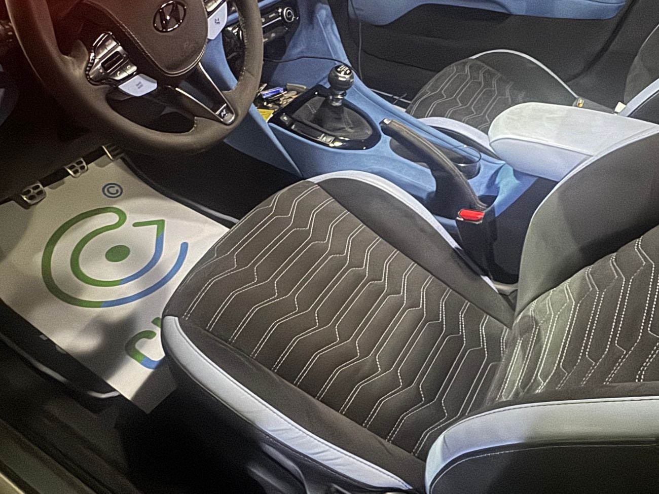 Hyundai Veloster