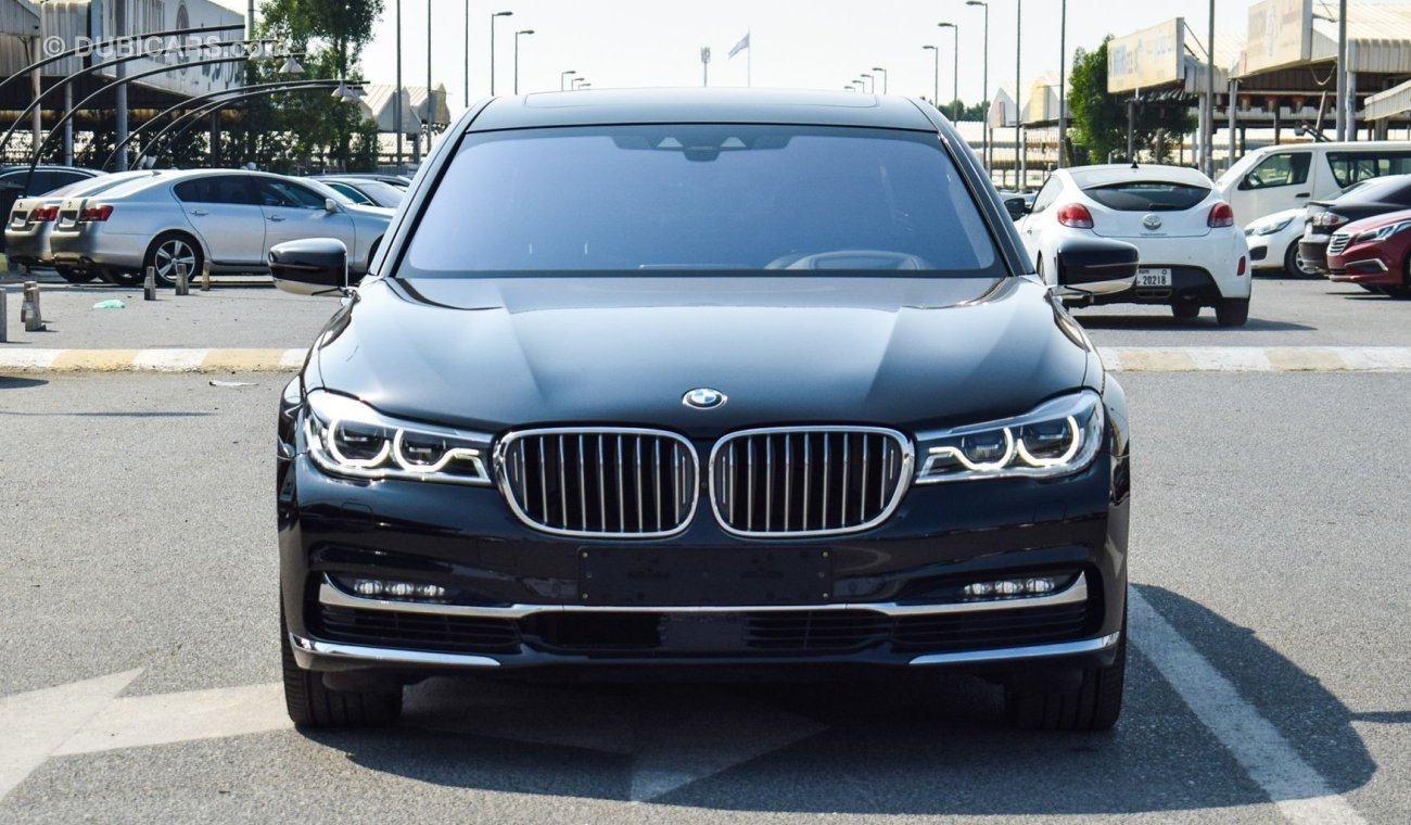 بي أم دبليو 750 Li XDRIVE LUXURY