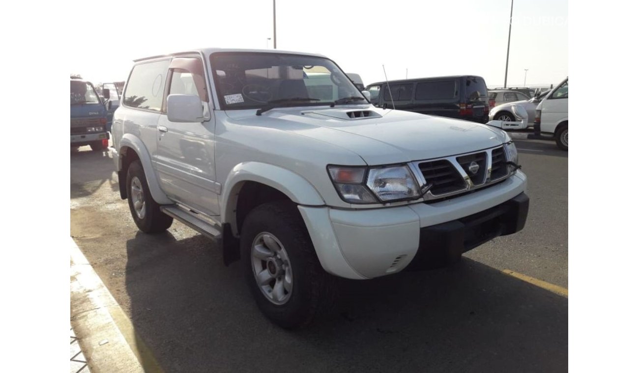 Nissan Patrol Safari Nissan Safari RIGHT HAND DRIVE (Stock no PM 344 )