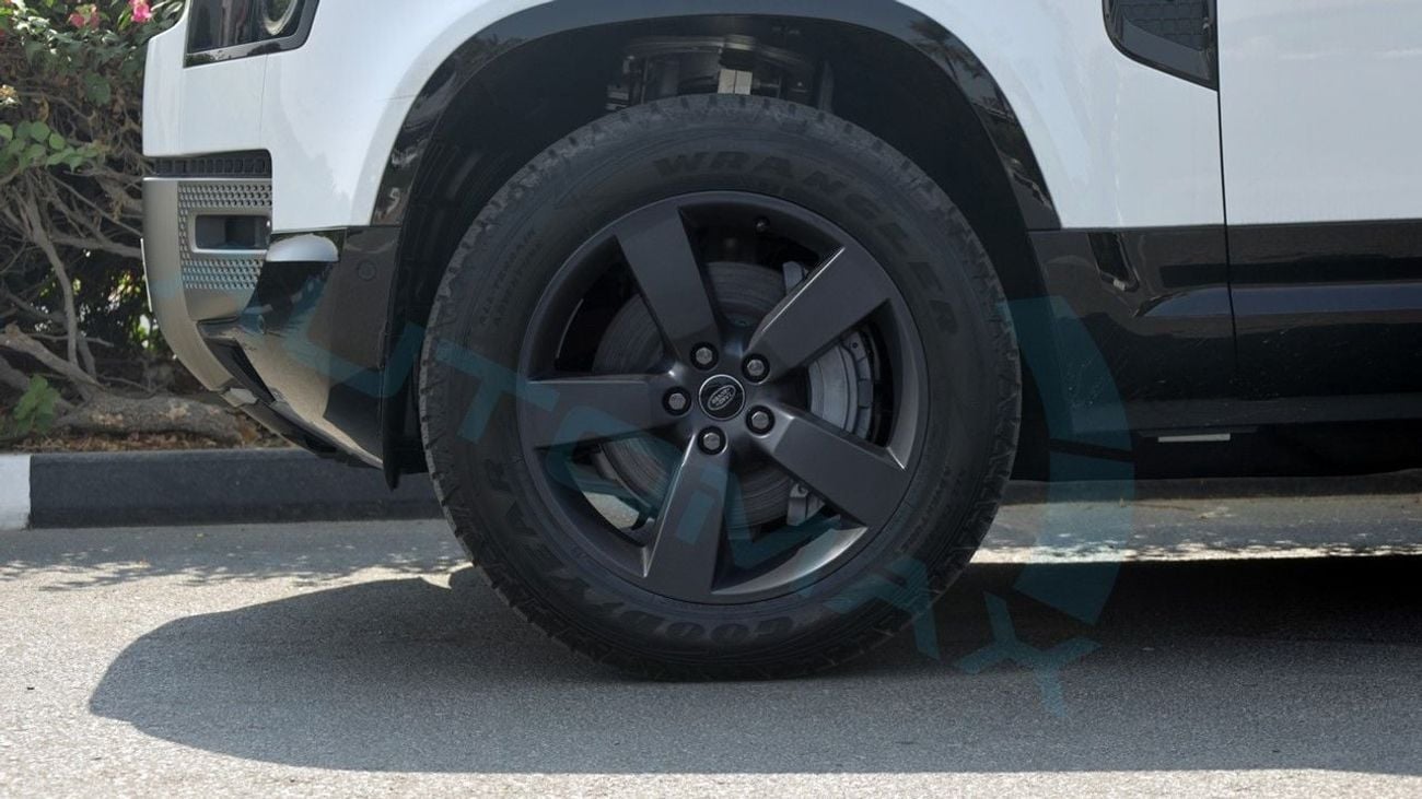 لاند روفر ديفندر 110 X-Dynamic SE P400e Plug-in Hybrid 2025 With 5 Years Or 200,000 Km Warranty