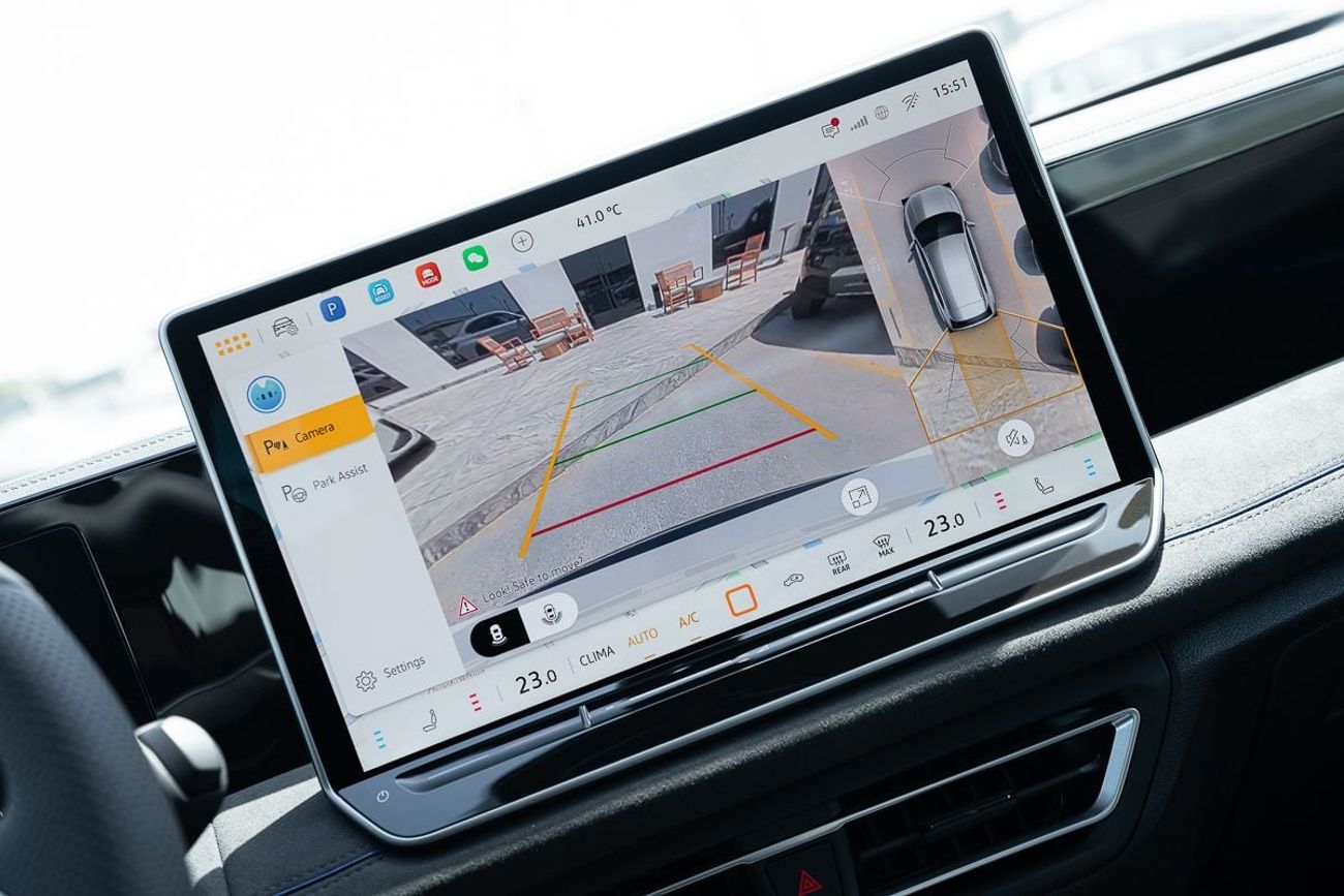 Volkswagen Tiguan Volkswagen Tiguan L Pro 380TSI AWD R-Line 2.0L Smart Premium Edition 2025