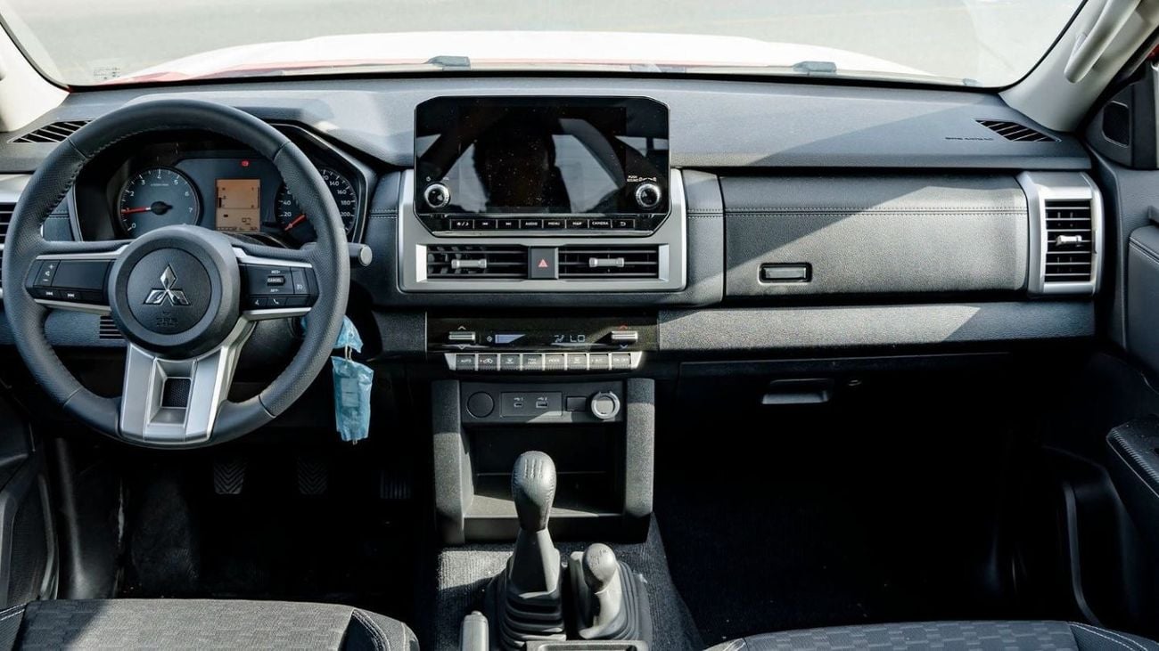 Mitsubishi L200 Mitsubishi L200 2.4L Petrol MT 2024