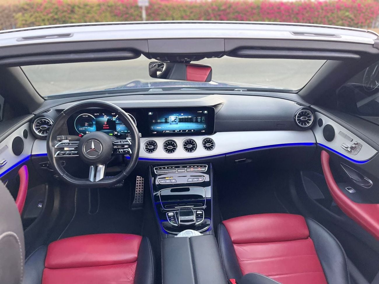 مرسيدس بنز E200 Mercedes E-class Convertible German Specs, No Paint, No Accident