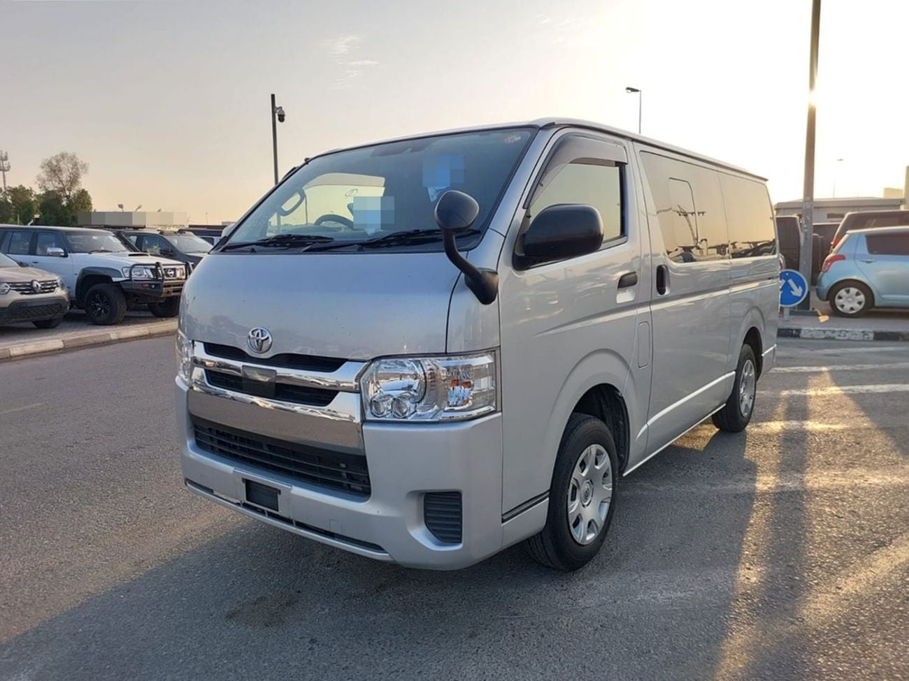 Toyota Hiace TOYOTA HIACE VAN RHD 2019 MODEL 2.8 L DIESEL AUTOMATIC(PM22503)