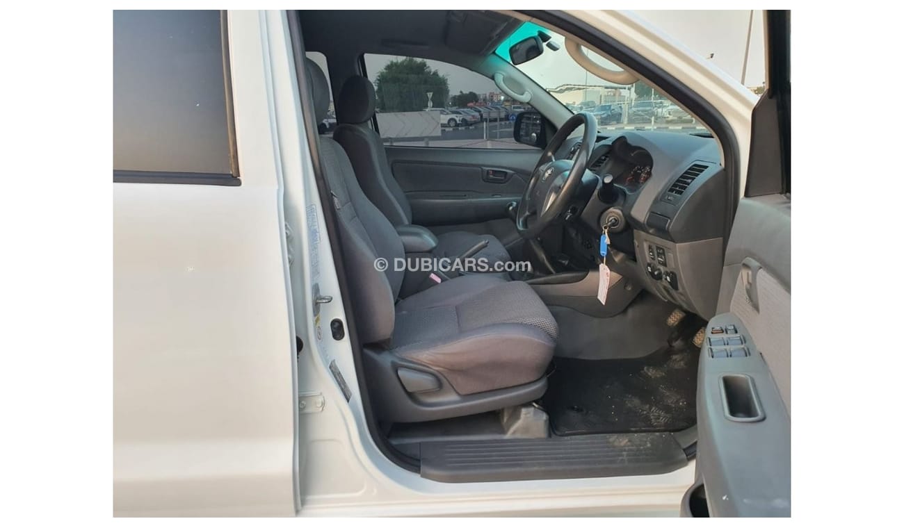 تويوتا هيلوكس