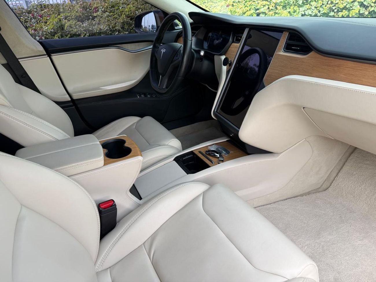 Tesla Model S Plaid (AWD) TESLA MODEL S 75D 2019 GCC SPECIAL EDITION IN PERFECT CONDITION