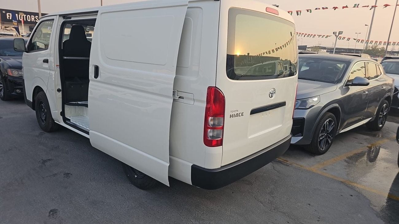 Toyota Hiace DLS -Standard Roof  Panal Van 2.8L