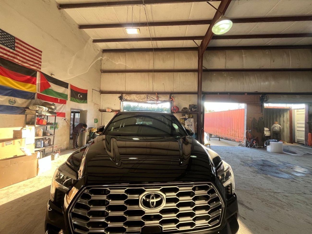 Toyota Sequoia CAPSTONE 3.4 L HYBRID