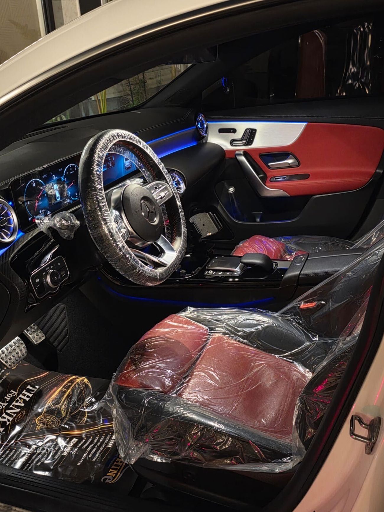 Mercedes Benz CLA250 PREMIUM