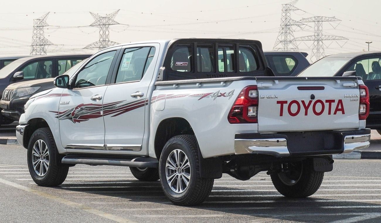 Toyota Hilux S-GLX. SR5. 2.7L A/T 4WD
