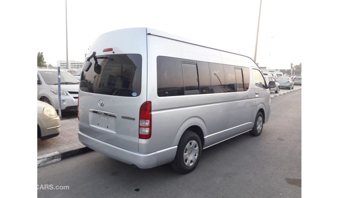 Toyota Hiace Toyota Hiace Commuter Van (Stock no PM 184 )