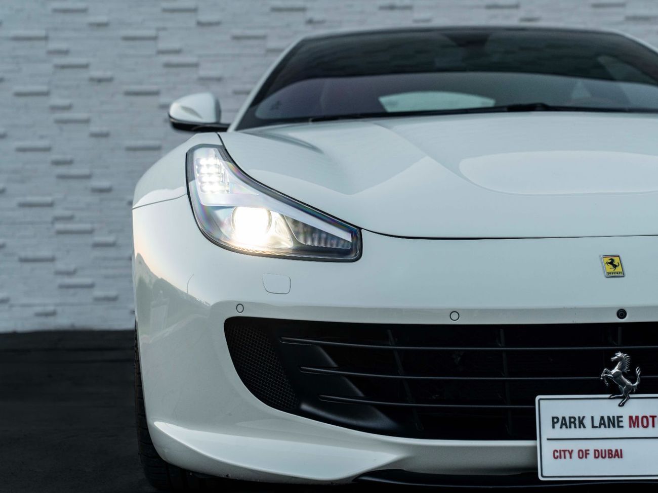 Ferrari GTC4 Lusso STANDARD