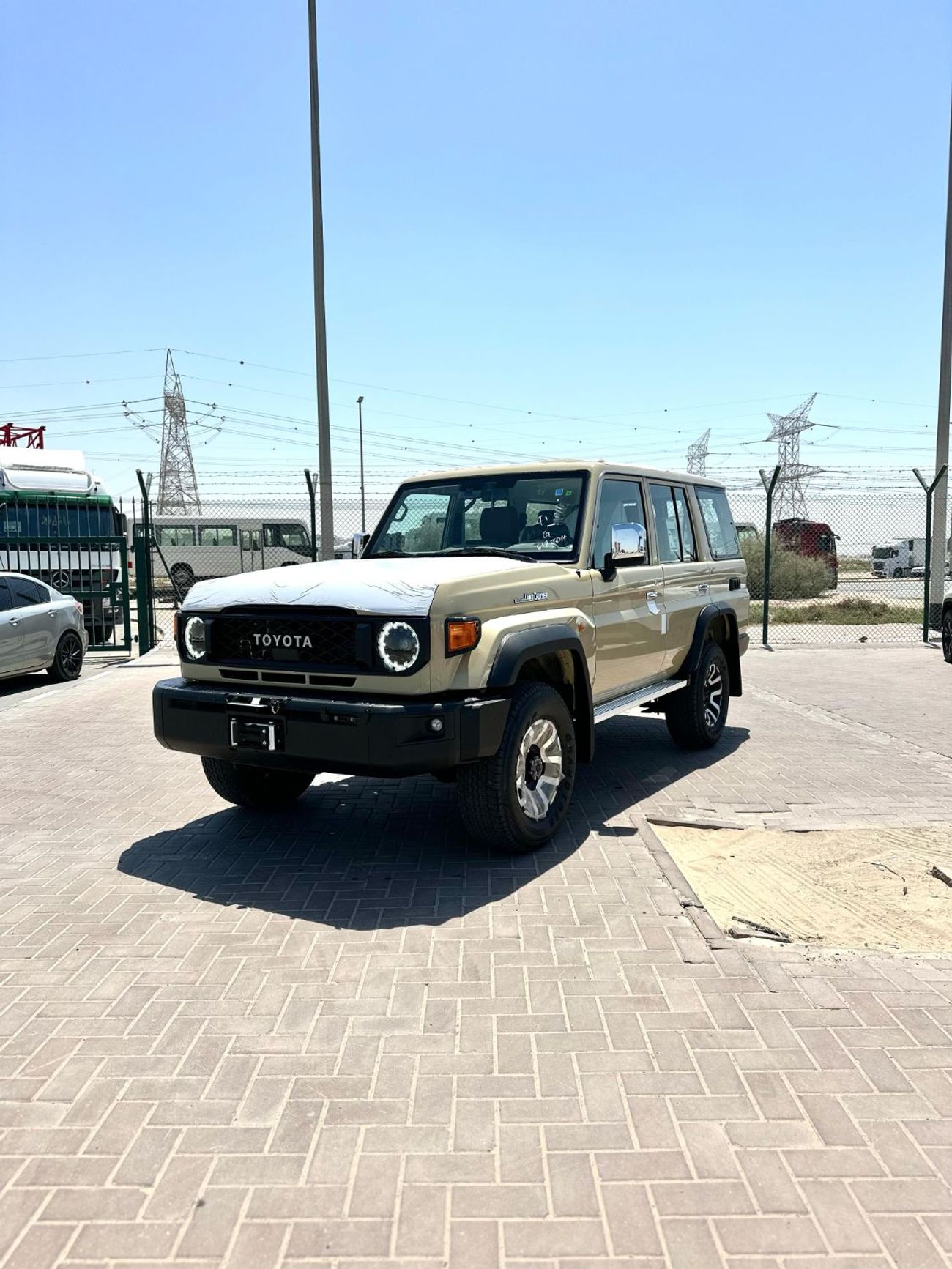 تويوتا لاند كروزر 70 هاردتوب ديزل خمس ابواب