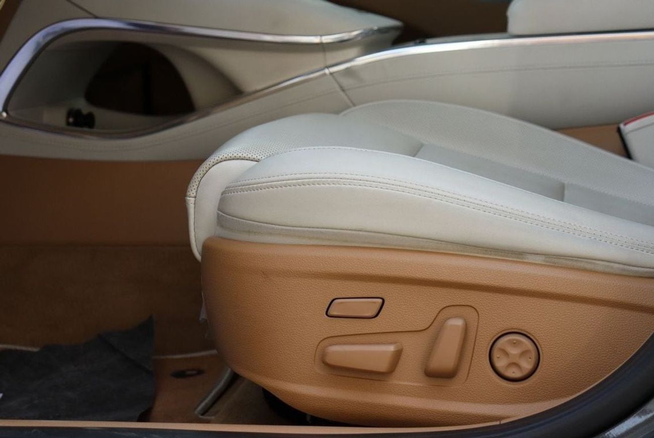 هيونداي أزيرا Top 3.5L Hyundai Azera Full / GCC / 2021 / 80,000KM / First Owner