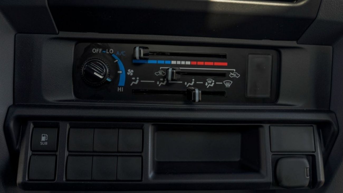 Toyota Land Cruiser Pick Up New Shape 2024YM V6 Petrol Available in stock