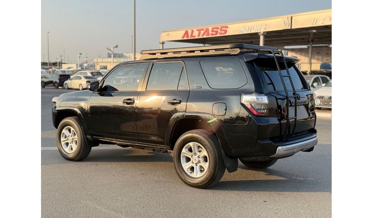 تويوتا Runner4 TOYOTA 4Runner SR5 premium Full Option