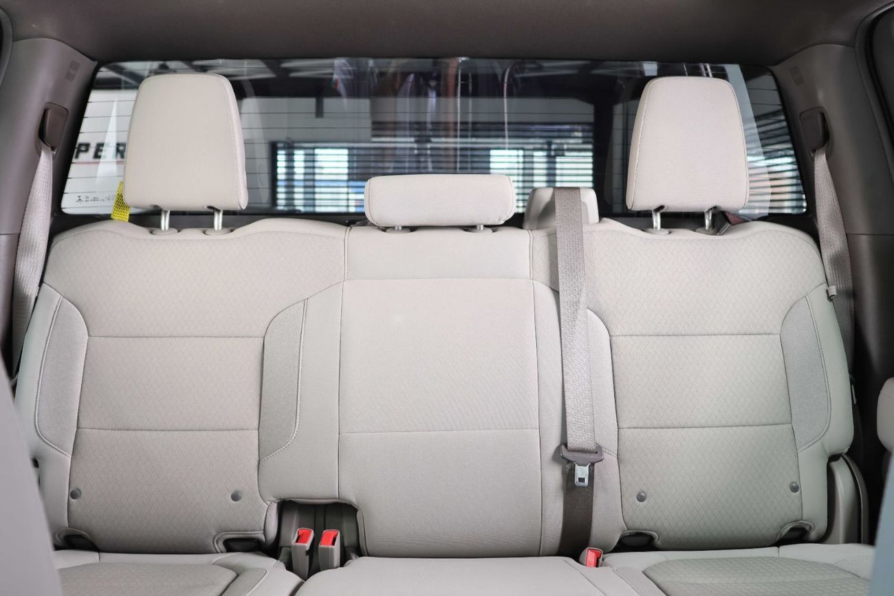 Chevrolet Silverado Chevrolet Silverado Trail Boss Z71-GCC-Al Ghandi Warranty-FSH-Dual Cabin-Full Black Exterior Package