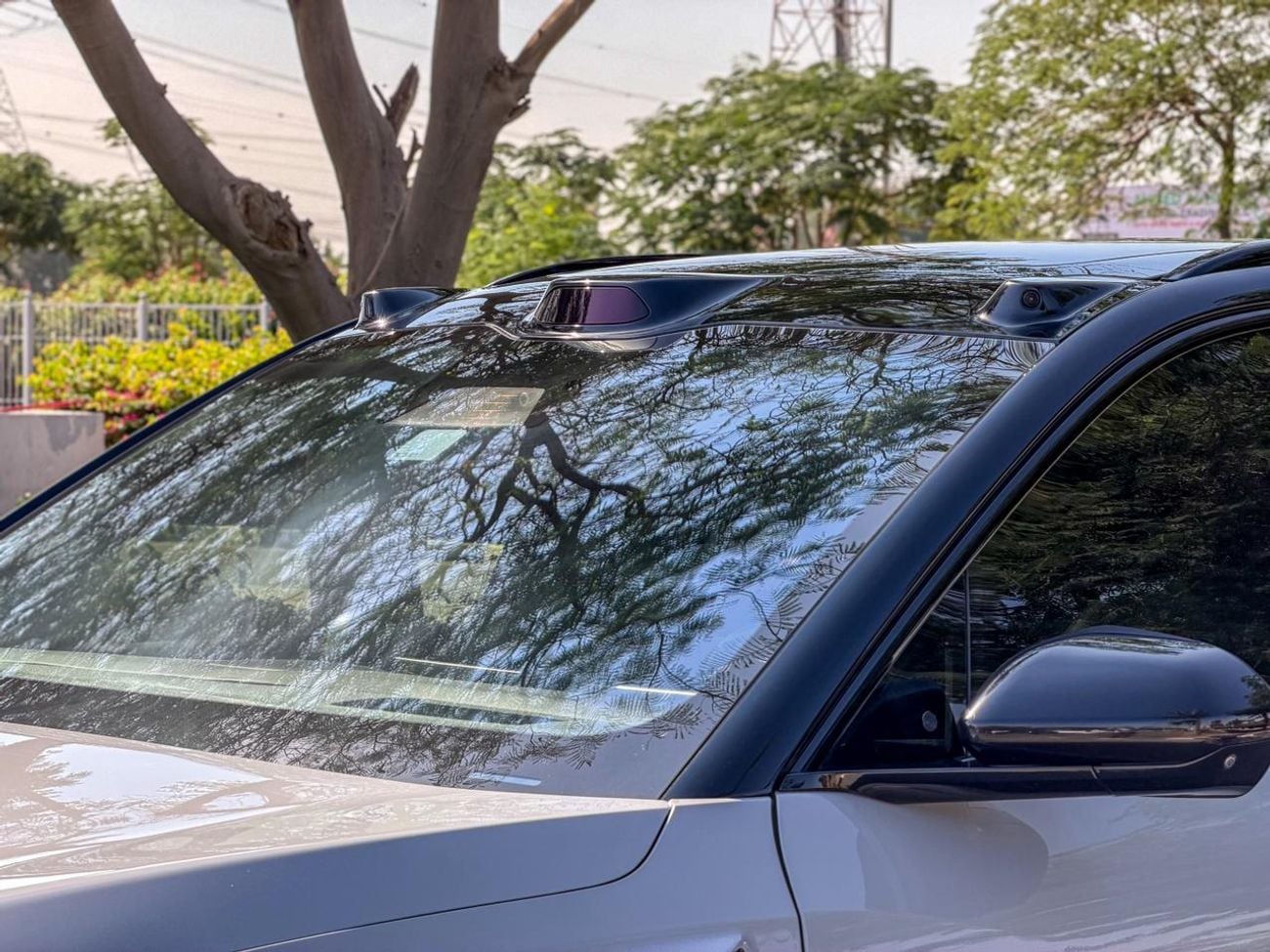 نيو EL8 2022 Used Nio EL8 Long Range | 100 kWh | Range (650Km) | 653 Hp | Law Mileage (35,000 Km) | Warranty