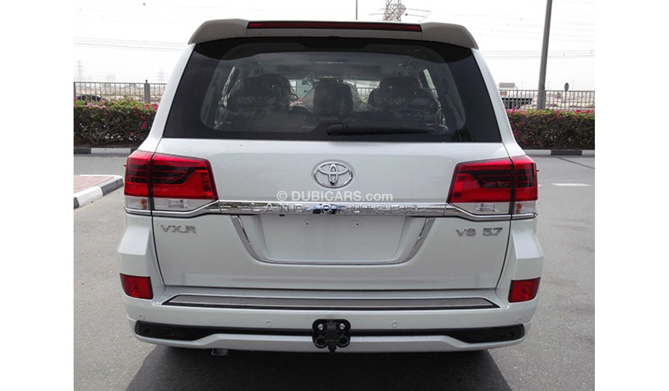 تويوتا لاند كروزر 5.7L PETROL  VXR  MY17