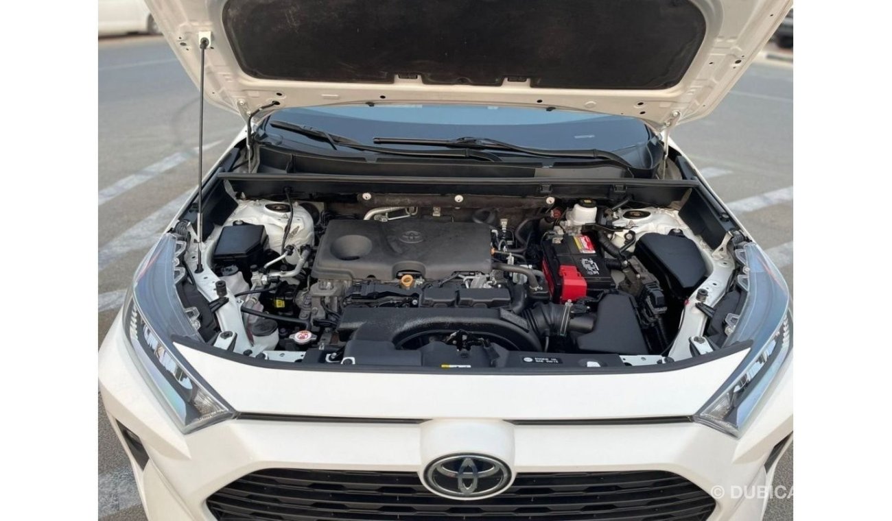 تويوتا راف ٤ 2020 Toyota Rav4 XLE 4x4 With Push Start / EXPORT ONLY