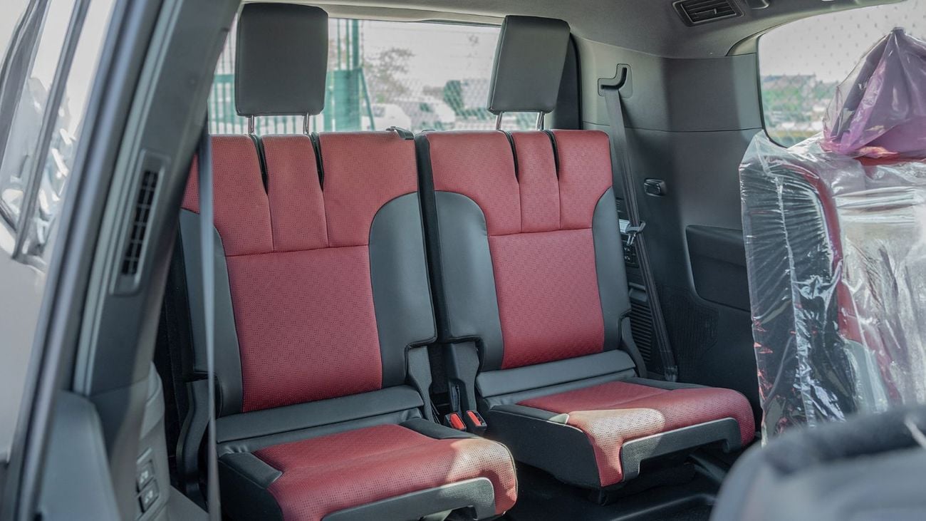 Toyota Land Cruiser 2025 Toyota Land Cruiser 300 VXR 3.5L AT Petrol Twin Turbo (Black-Red)