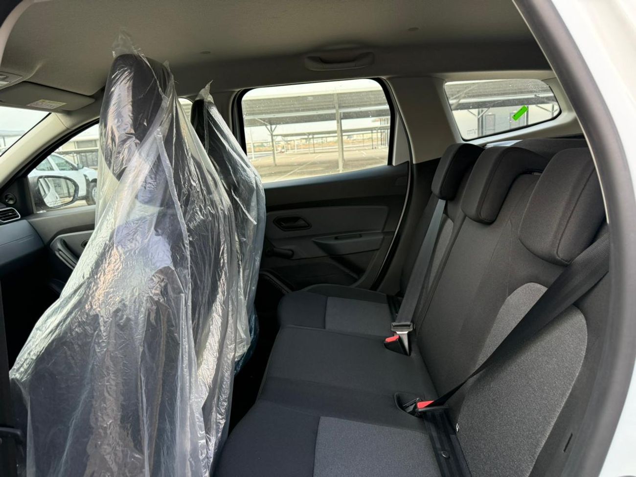 رينو داستر 1.5L Basic Option Petrol A/T