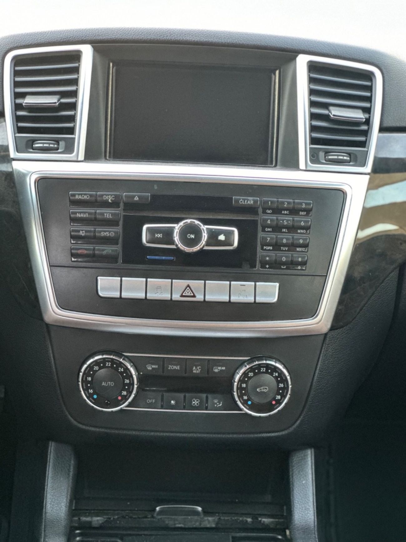 Mercedes-Benz ML 350 AMG MERCEDES BENZ ML350 MODEL 2013 GCC CAR PERFECT CONDITION INSIDE AND OUTSIDE FULL OPTION PANORAMI