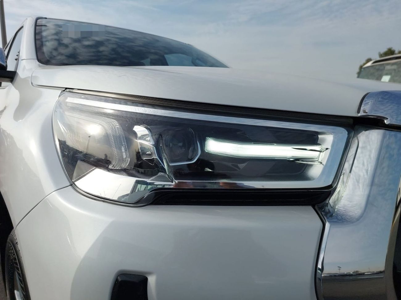 Toyota Hilux (RAMADAN OFFER) TOYOTA HILUX PICKUP RHD 2023 MODEL 2.8 L DIESEL AUTOMATIC(PM81485)