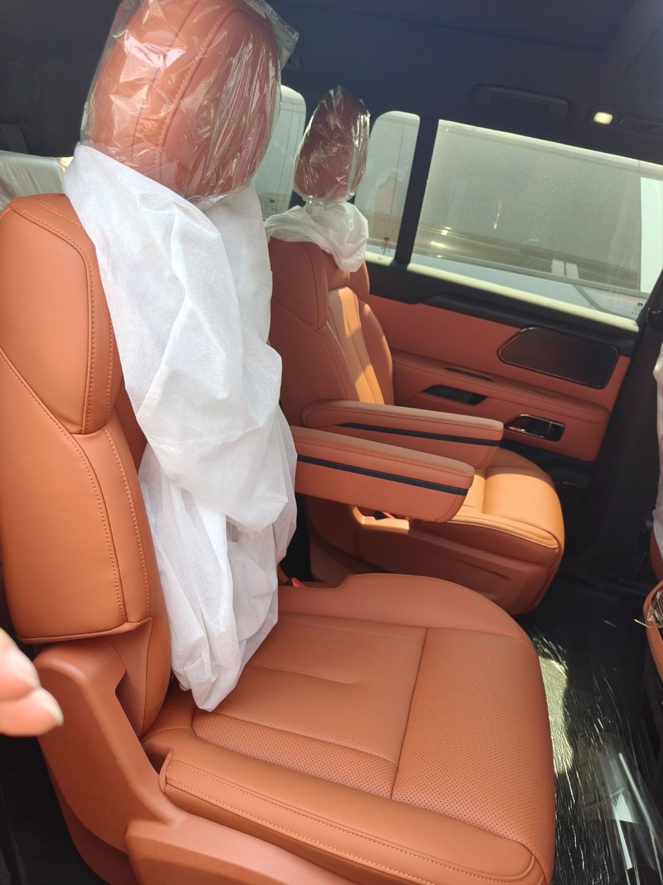 روكس 01 روكس 01 إصدار 2026 ذو 7 مقاعد