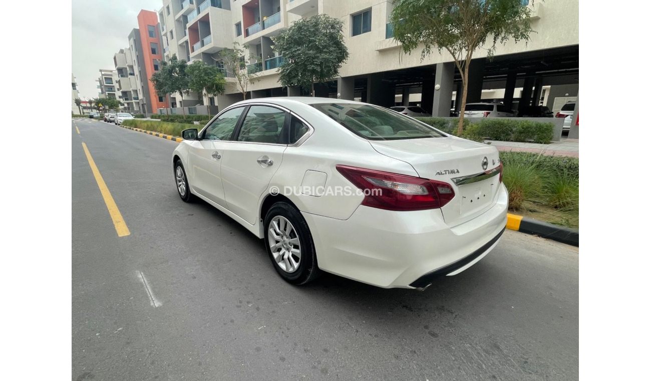 نيسان ألتيما متوفر في معرضنا سما الشام لتجارة السيارات