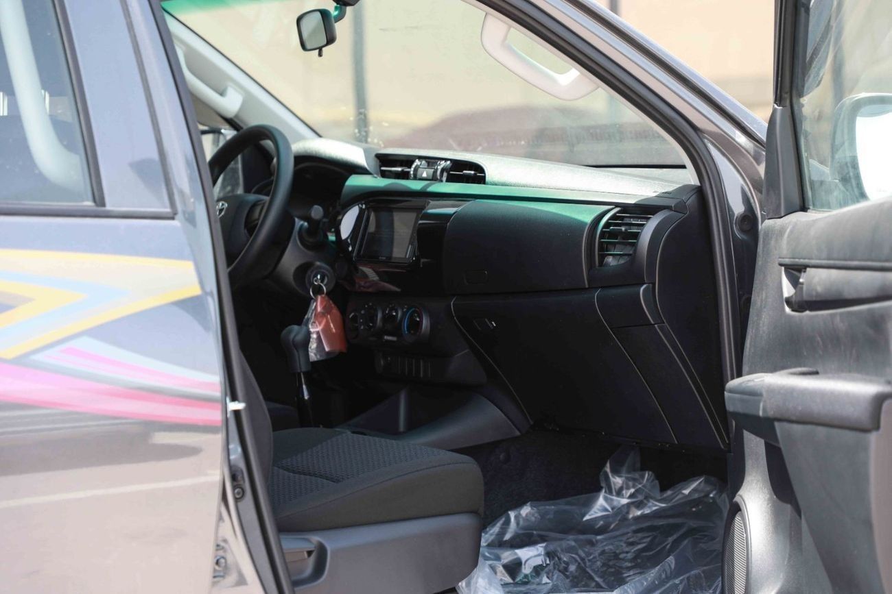 Toyota Hilux 2025 TOYOTA HILUX LOW 2.4 - GREY METTALIC inside BLACK | Export Only