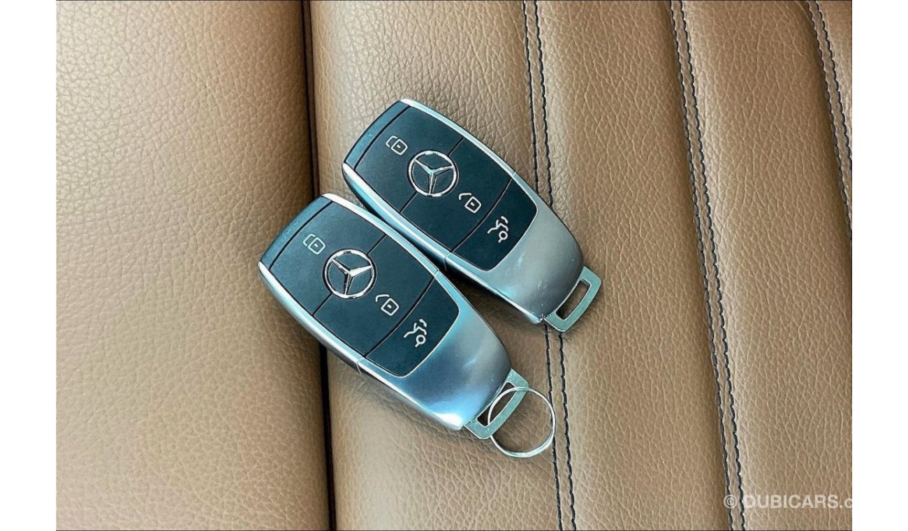 Mercedes-Benz C 200 Premium (AMG Line)