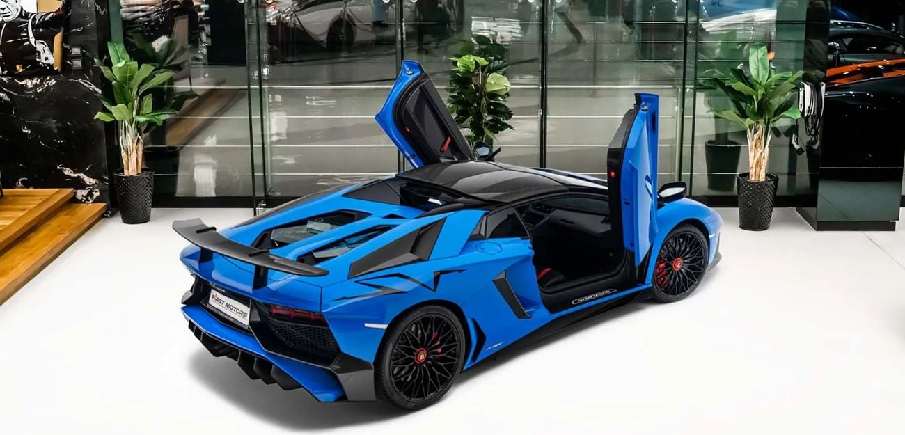 Lamborghini Aventador 6.5L V12 Naturally Aspirated Engine