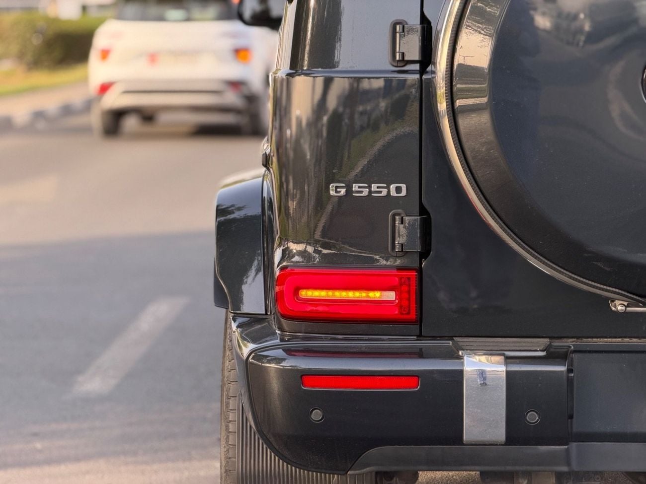 Mercedes Benz G550
