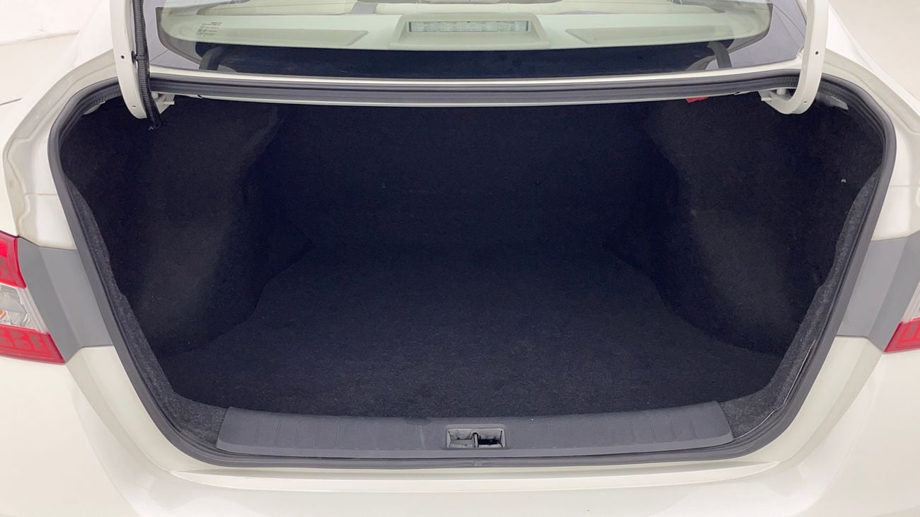 Nissan Sentra SV 1.6 | Zero Down Payment | Home Test Drive