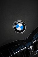 BMW 320i LUXURY M SPORT PACKAGE