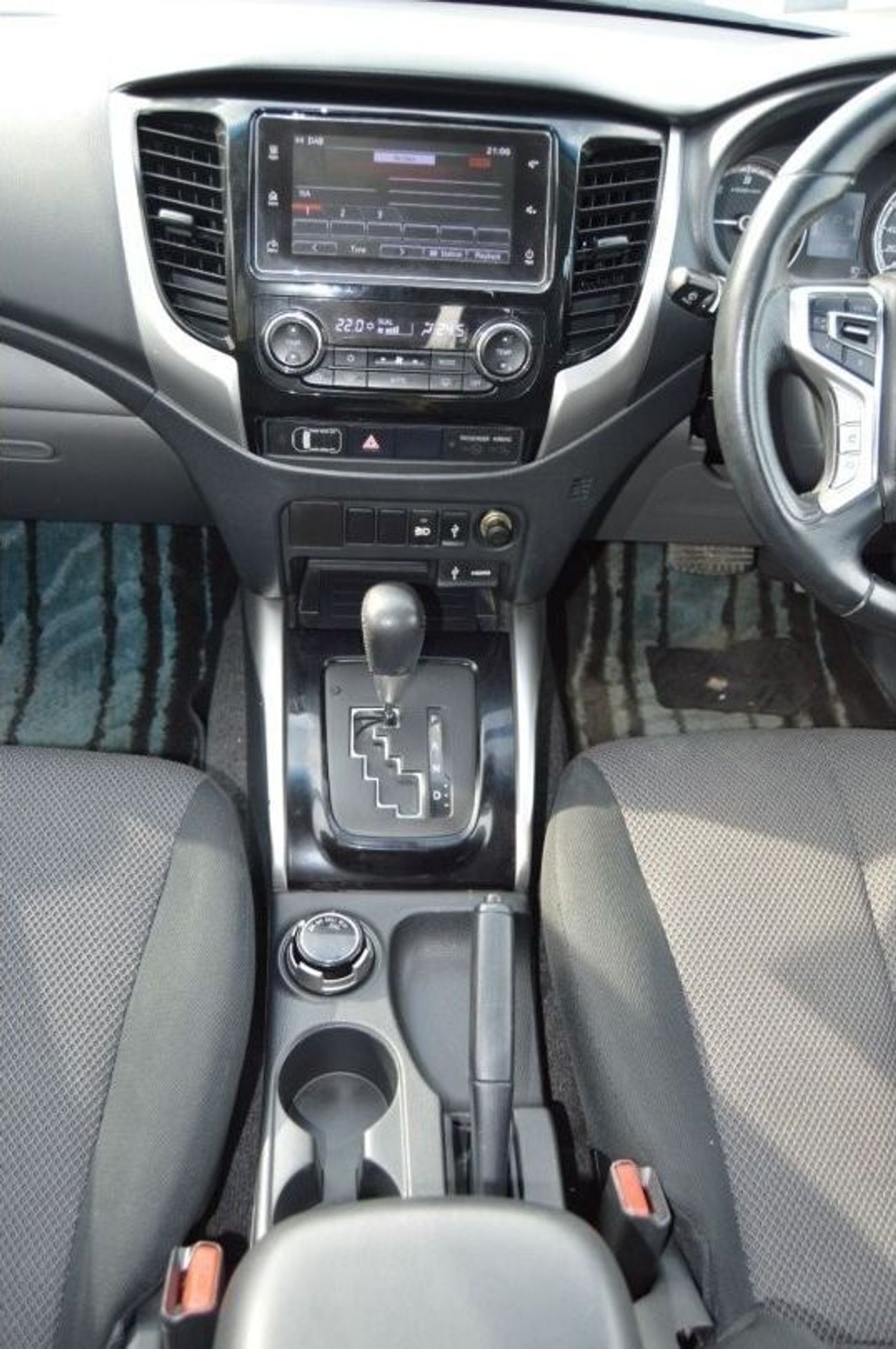 Mitsubishi Triton L200