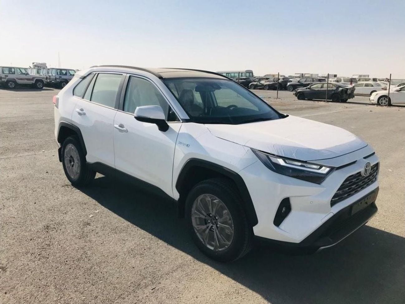 تويوتا راف ٤ 2.5L AT hybrid XLE