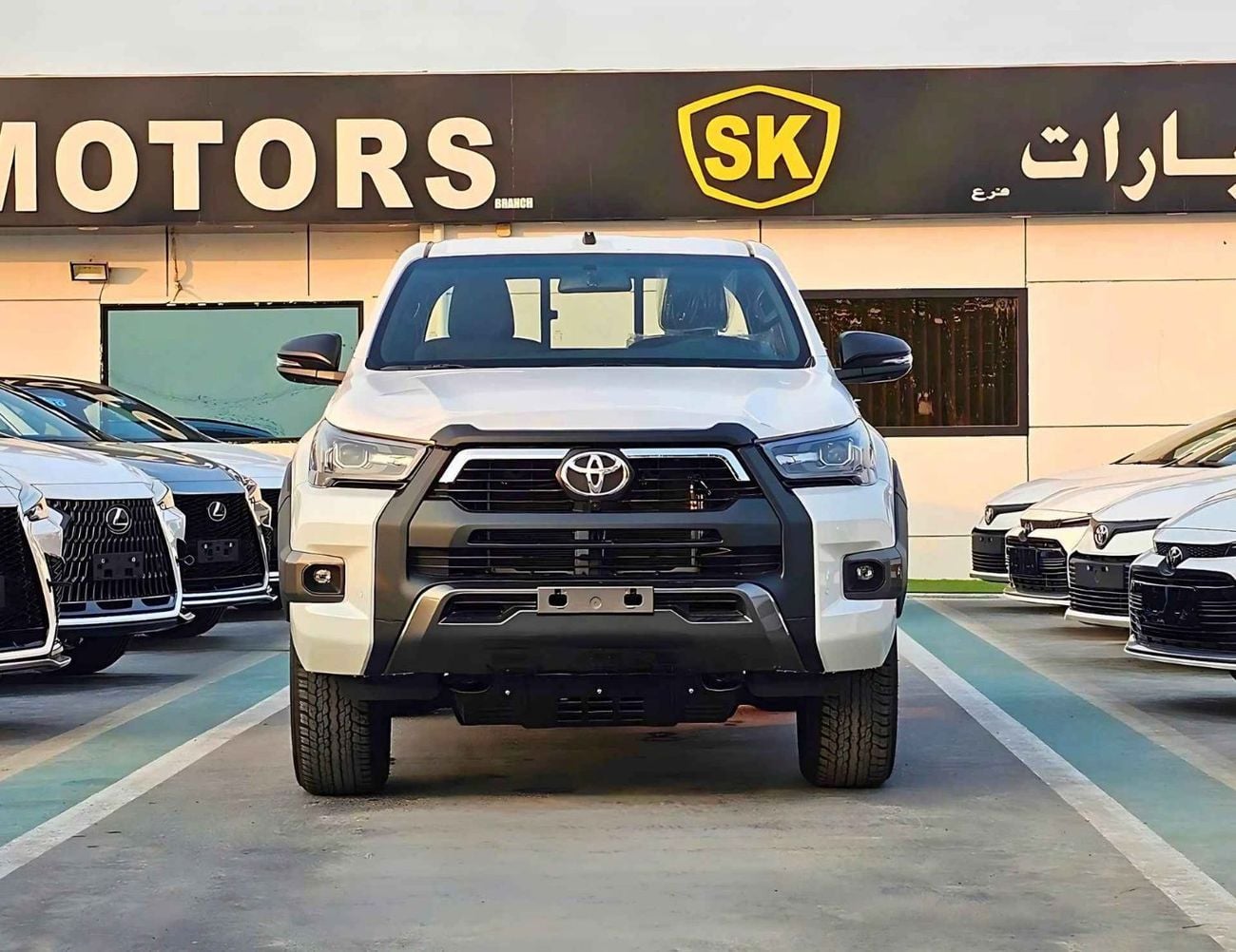 Toyota Hilux SR5 ADVENTURE / 4.0L V6 PETROL / 360 CAMERA / BULLBAR / AUTO A.C (CODE # ADV)