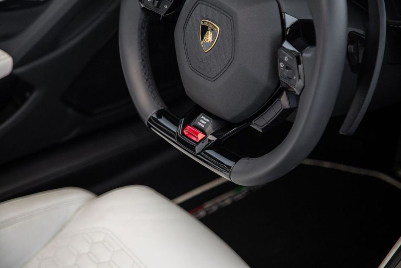 Lamborghini Huracan Lamborghini Huracan Spyder