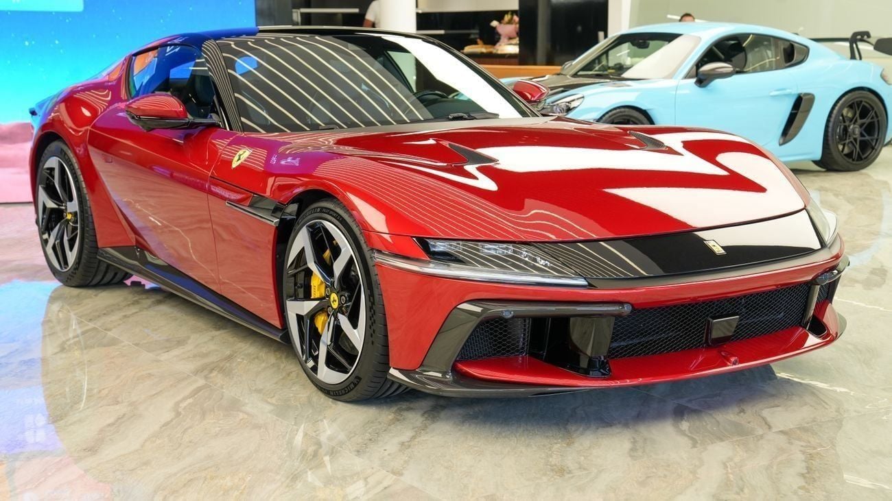 Ferrari 12Cilindri Ferrari 12Cilindri 2025 - Retro Inspired New Face -  2-Door Grand Tourer
