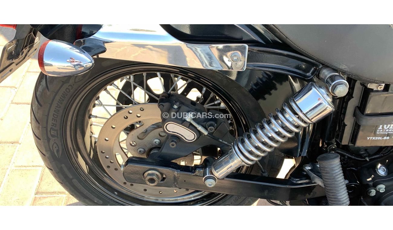 Harley-Davidson 103 DYNA STREET BOB