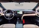 Toyota Camry XLE HEV